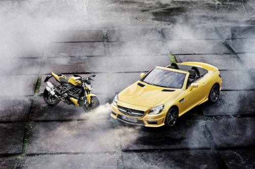 Mercedes-Benz AMG  Ducati   ,  .